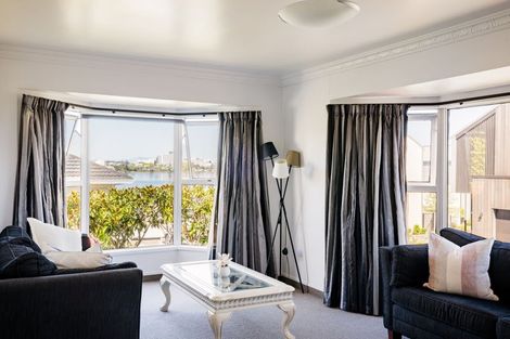 Photo of property in 6 Domain View Lane, Frankton, Hamilton, 3204