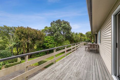 Photo of property in 108a Wairau Road, Oakura, 4314