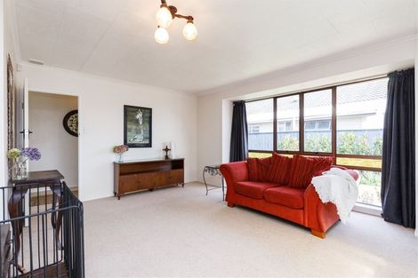 Photo of property in 83 Shamrock Street, Takaro, Palmerston North, 4412