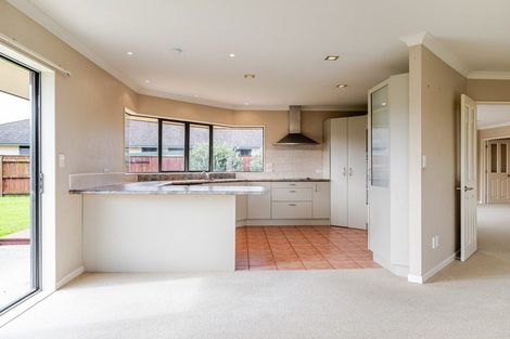 Photo of property in 66 Royal Oak Drive, Kelvin Grove, Palmerston North, 4414