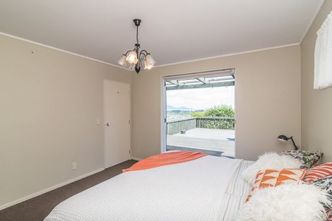Photo of property in 63 Kotare Street, Waikanae, 5036