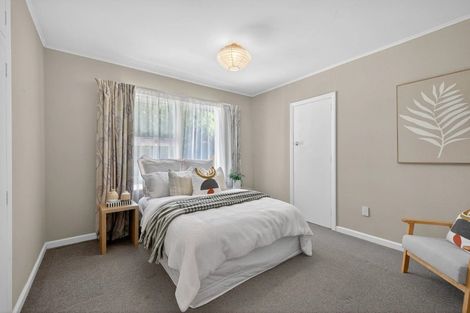 Photo of property in 19 Athol Terrace, Upper Riccarton, Christchurch, 8041
