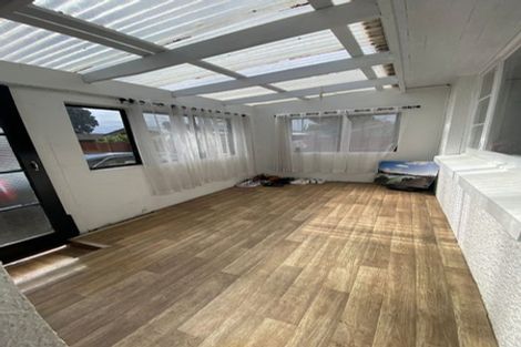 Photo of property in 27a Central Avenue, Papatoetoe, Auckland, 2025