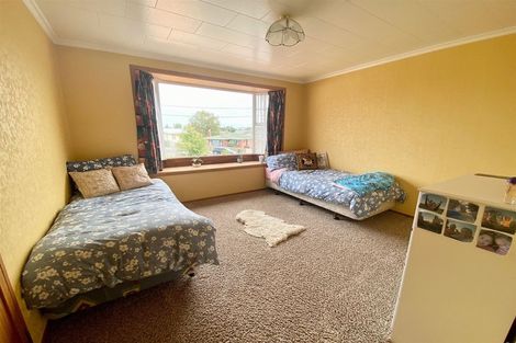 Photo of property in 14 Cambridge Street, Balclutha, 9230