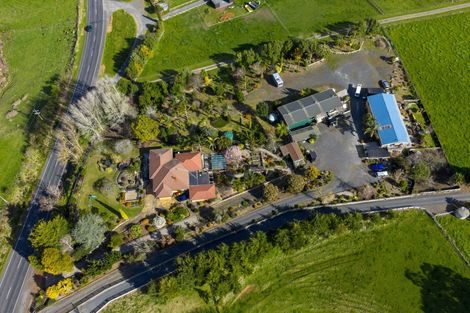Photo of property in 802 Tuhikaramea Road, Ngahinapouri, Hamilton, 3290