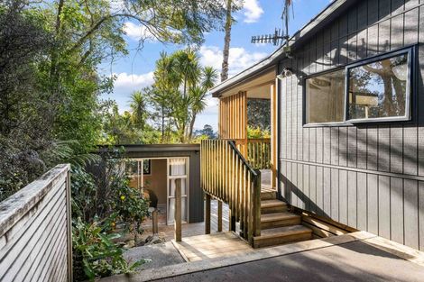 Photo of property in 15a Mount Avenue, Pauanui, Hikuai, 3579