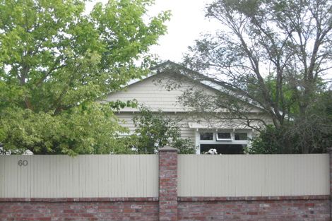 Photo of property in 60 Sandwich Road, Beckenham, Christchurch, 8023