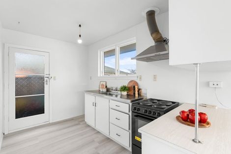 Photo of property in 3/102 Picton Avenue, Riccarton, Christchurch, 8011