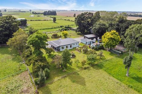 Photo of property in 302 Timaru Road, Waimate, 7978