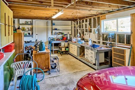 Photo of property in 54 Gloaming Hill, Titahi Bay, Porirua, 5022