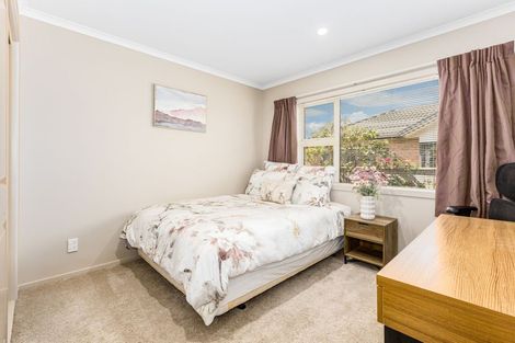 Photo of property in 3 Catlins Glen, Aotea, Porirua, 5024