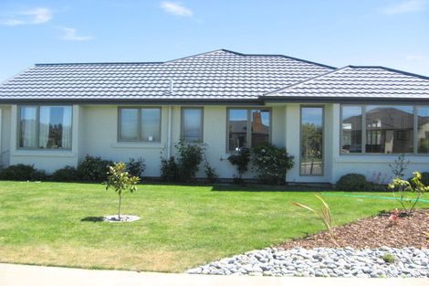 Photo of property in 15 Lassiter Green, Northwood, Christchurch, 8051