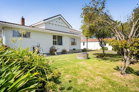 Photo of property in 41 Grey Street, Normanby, Hawera, 4614