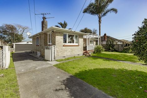 Photo of property in 15 Sheehan Avenue, Papakura, 2110