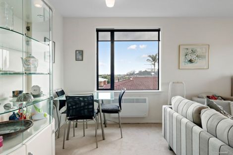 Photo of property in 103/104 Edinburgh Street, Pukekohe, 2120