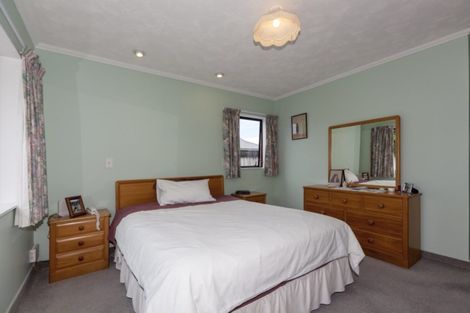 Photo of property in 44 Cedar Drive, Paraparaumu Beach, Paraparaumu, 5032