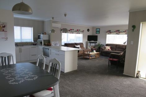 Photo of property in 14 Racecourse Way, Gate Pa, Tauranga, 3112