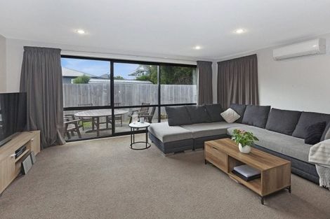 Photo of property in 1/82 Packe Street, Edgeware, Christchurch, 8013