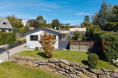 Photo of property in 6a Lanes Road, Bridge Hill, Alexandra, 9320