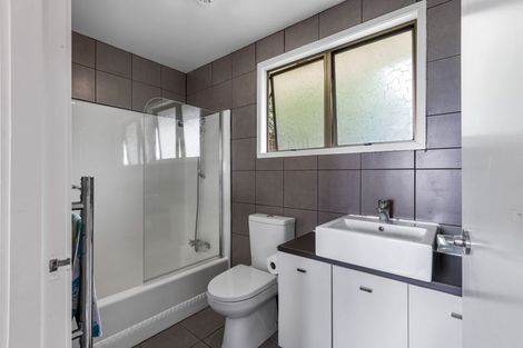 Photo of property in 32a Gilshennan Valley, Red Beach, 0932