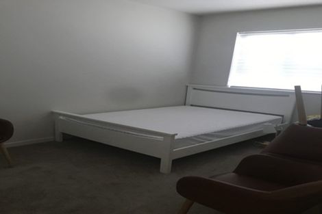 Photo of property in 76 Harrowglen Drive, Northcross, Auckland, 0630