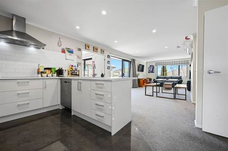 Photo of property in 10 Branca Close, Fitzroy, Hamilton, 3206