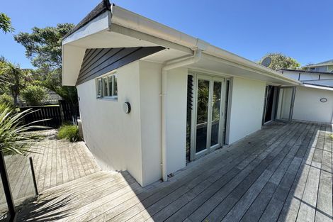 Photo of property in 2/82 Sartors Avenue, Browns Bay, Auckland, 0630