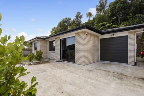 Photo of property in 12a Frederick Place, Whalers Gate, New Plymouth, 4310
