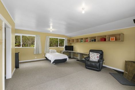 Photo of property in 84 Crowther Road, Wainuiomata, 5373