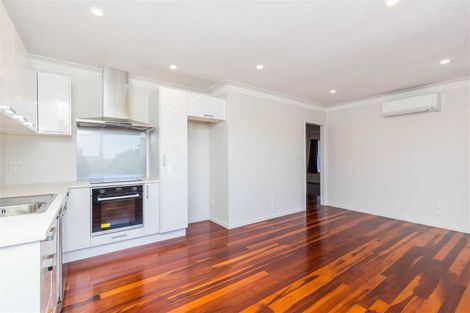 Photo of property in 2/61a Balmoral Road, Mount Eden, Auckland, 1024