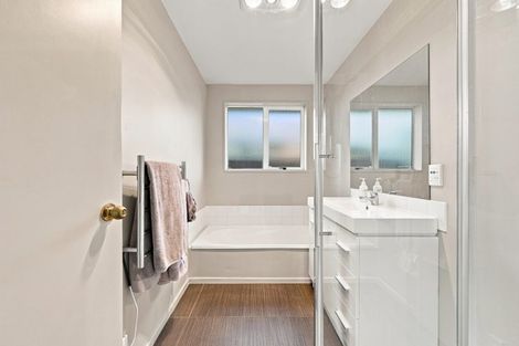 Photo of property in 1/294 Travis Road, New Brighton, Christchurch, 8083