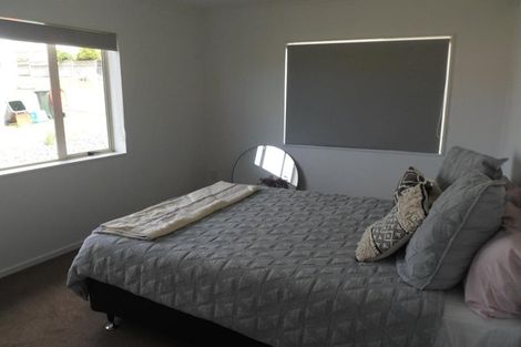 Photo of property in 40 Waverton Terrace, Churton Park, Wellington, 6037