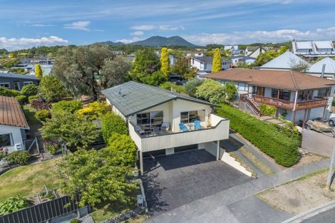 Photo of property in 10 Hammersmith Street, Richmond Heights, Taupo, 3330