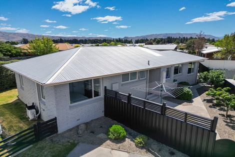 Photo of property in 90 Ashworth Street, Alexandra, 9320