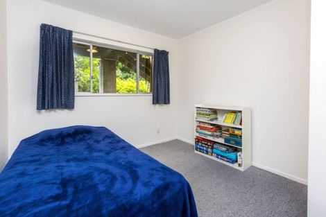 Photo of property in 61 Blue Mountains Road, Pinehaven, Upper Hutt, 5019