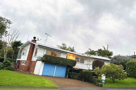 Photo of property in 36 Riverhills Avenue, Pakuranga Heights, Auckland, 2010