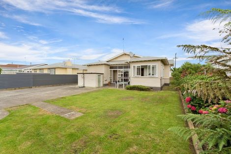 Photo of property in 16 Kings Avenue, Gonville, Whanganui, 4501