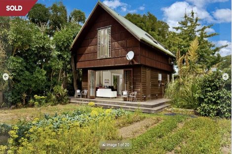 Photo of property in 166a Rimmer Road, Helensville, 0875