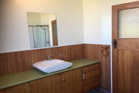 Photo of property in 212 Parkhurst Road, Parakai, 0830