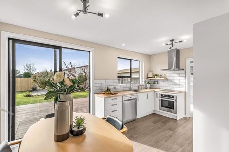 Photo of property in 37 Colwyn Street, Bryndwr, Christchurch, 8053