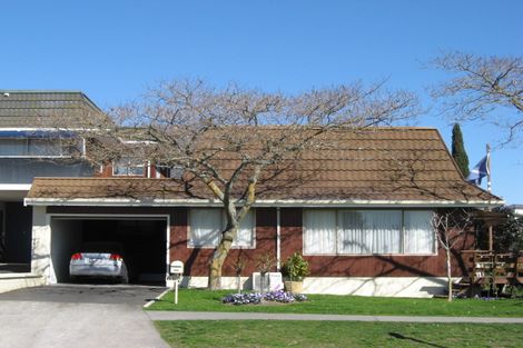 Photo of property in 1/140 Te Mata Road, Havelock North, 4130