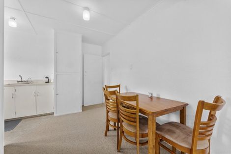 Photo of property in 9 Long Melford Road, Awapuni, Palmerston North, 4412