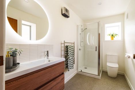 Photo of property in 50 Glendevon Place, Vauxhall, Dunedin, 9013