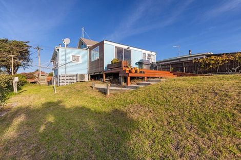 Photo of property in 22 Kauwhata Street, Himatangi Beach, Foxton, 4891