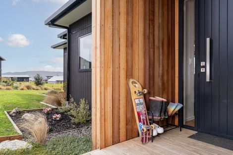 Photo of property in 19 Tunarau Street, Raglan, 3225