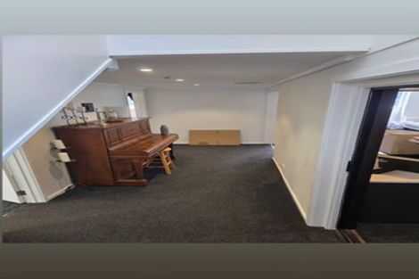 Photo of property in 107 Tiroroa Avenue, Te Atatu South, Auckland, 0610