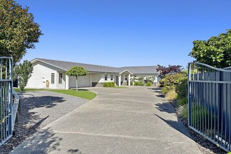 Photo of property in 5 Pukenamu Road, Rainbow Point, Taupo, 3330