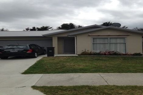 Photo of property in 110 Popokatea Drive, Takanini, 2112