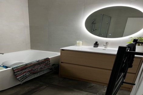 Photo of property in 41b Vera Road, Te Atatu South, Auckland, 0610