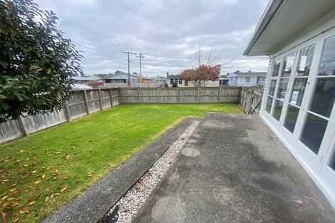 Photo of property in 4 Thornton Place, Melville, Hamilton, 3206